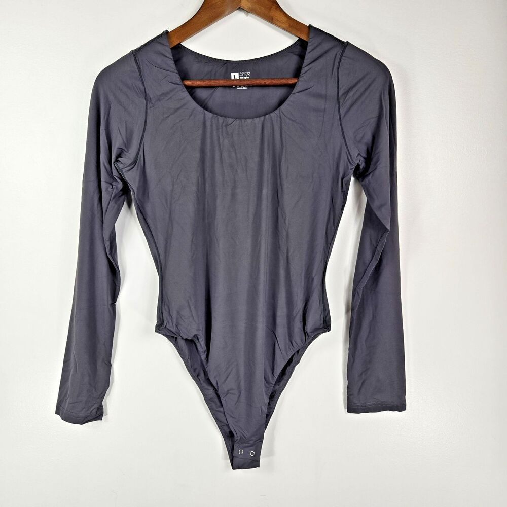 HYZ Women's Size Large Gray Long Sleeve Snap Closure Bodysuit NWOT‎